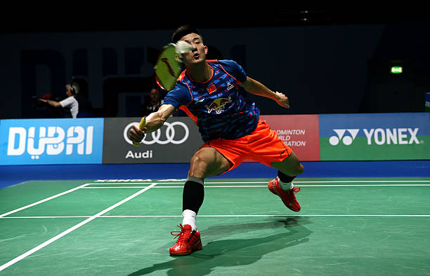 從發(fā)球到防守：?jiǎn)未騾^(qū)域內(nèi)的戰(zhàn)術(shù)布局與跑位策略