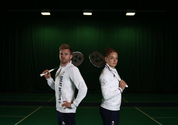 羽毛球比賽場景怎么畫？構(gòu)圖與動態(tài)感提升方法