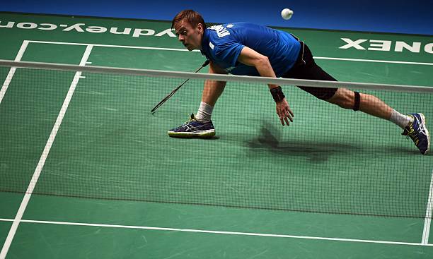 羽毛球拍品牌科普：新手如何挑選第一支球拍？