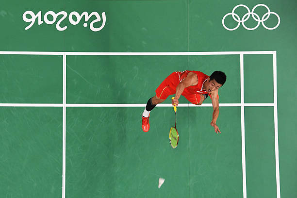 羽毛球場(chǎng)地線圖解：單打、雙打、發(fā)球區(qū)出界規(guī)則