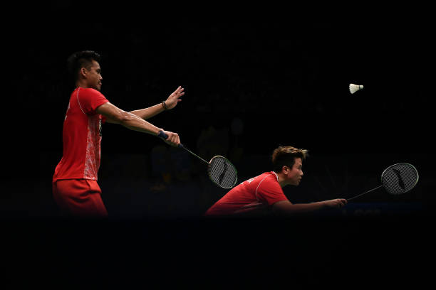 兼顧價(jià)格與性能：學(xué)生羽毛球拍選購(gòu)技巧