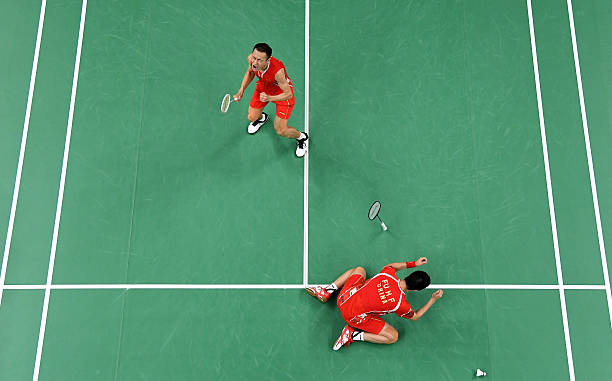 羽毛球撿球技巧：如何優(yōu)雅又高效地撿球？