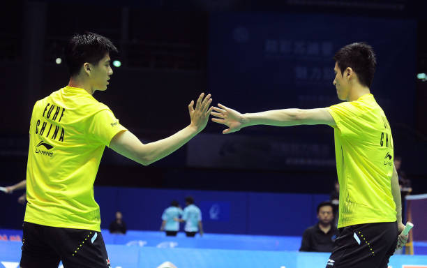 力量不足選5U？4U和5U羽毛球拍選購(gòu)指南