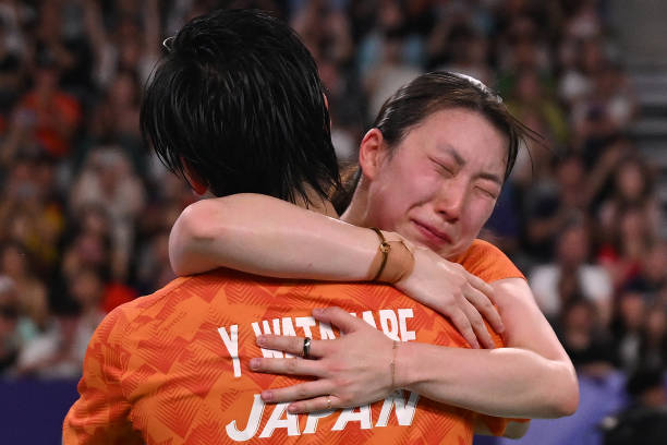 羽毛球技巧全圖解：步法、扣殺、吊球一網(wǎng)打盡