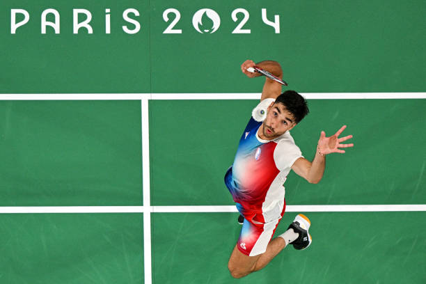 孩子學羽毛球選什么牌子？耐打、輕量、易控全解析