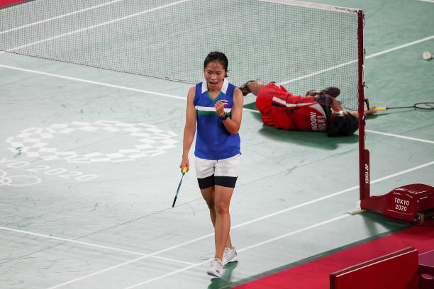 小學生羽毛球拍推薦：輕量化與合適長度的科學搭配