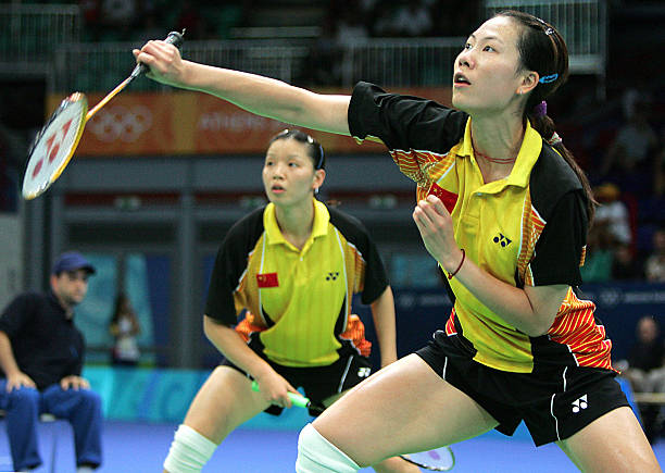 羽毛球單打發(fā)球規(guī)則：如何精準(zhǔn)控制發(fā)球落點