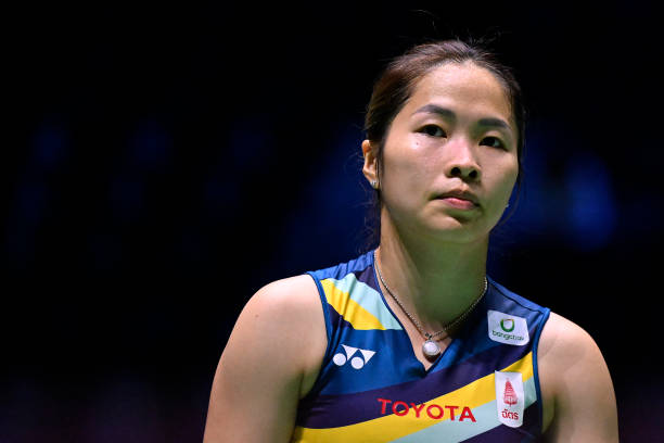 羽毛球場(chǎng)地劃線規(guī)則：如何正確標(biāo)記單雙打邊界線