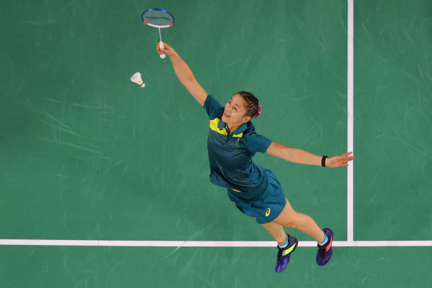 羽毛球場地分區(qū)圖解：前場、中場、后場的戰(zhàn)術(shù)運用