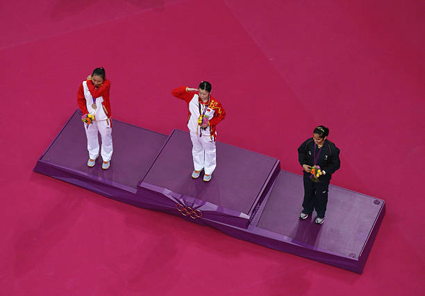 羽毛球雙打一左一右站位：如何發(fā)揮最大優(yōu)勢