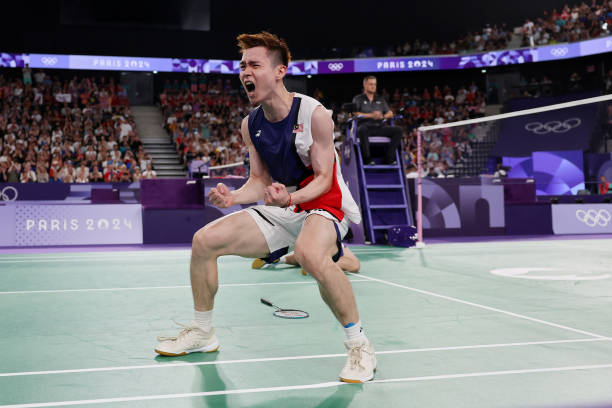 家長(zhǎng)必看！如何幫孩子挑合適的羽毛球拍？知乎高贊攻略