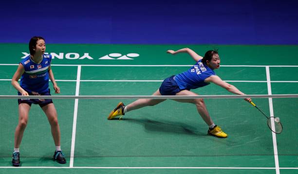 羽毛球?qū)∪饬α颗c耐力的雙重提升