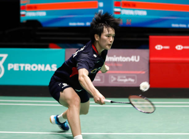 羽毛球動作體育繪圖入門：從基礎姿勢到動態(tài)分解