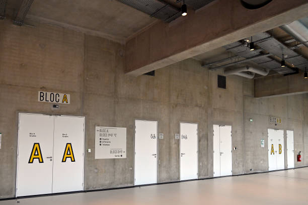 羽毛球發(fā)球技巧：六個(gè)點(diǎn)位精準(zhǔn)控制與戰(zhàn)術(shù)分析