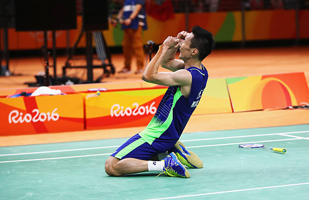 羽毛球基礎教學：單打/雙打規(guī)則與站位技巧