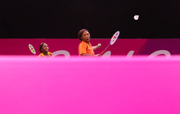 扣殺之戀——當(dāng)愛情遇上羽毛球場(chǎng)的激烈對(duì)決