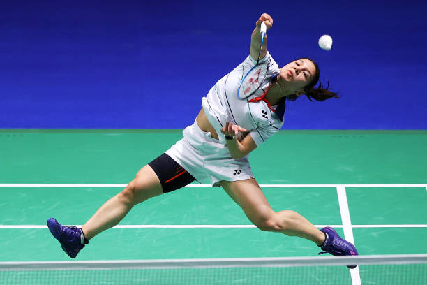 羽毛球停頓擊球破解指南：預(yù)判與反應(yīng)訓(xùn)練