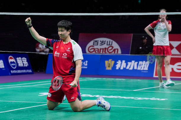 羽毛球步法+揮拍動作圖解：提升你的基礎(chǔ)技術(shù)