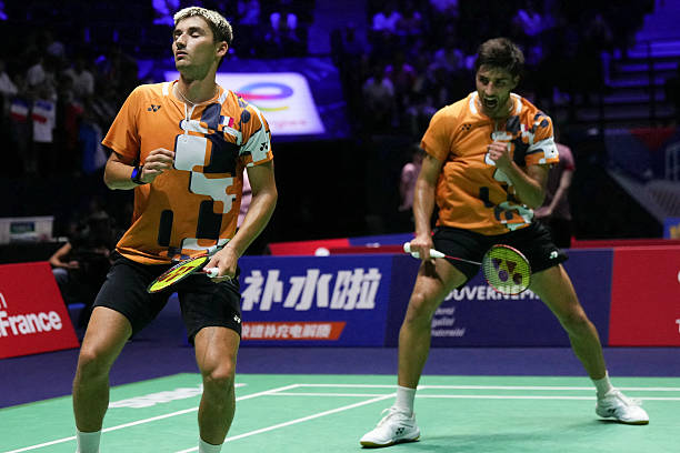 輕松掌握羽毛球！12個基礎(chǔ)動作跟練視頻