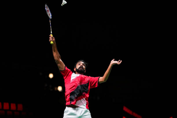 諶龍好高！身高+技術(shù)=無敵？解析他的戰(zhàn)術(shù)打法