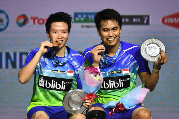 羽毛球雙打邊線、底線及發(fā)球區(qū)規(guī)則指南