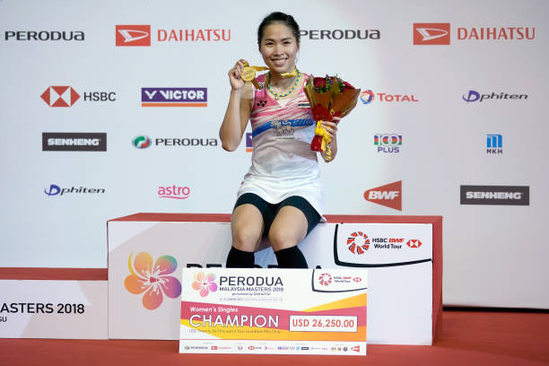 雙打換位技巧:何時(shí)輪轉(zhuǎn)才能最大化攻防優(yōu)勢(shì)