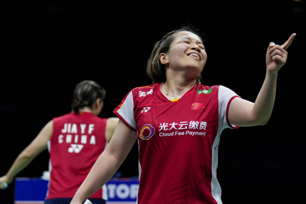 告別發(fā)球失誤！羽毛球最簡(jiǎn)單發(fā)球方法詳解