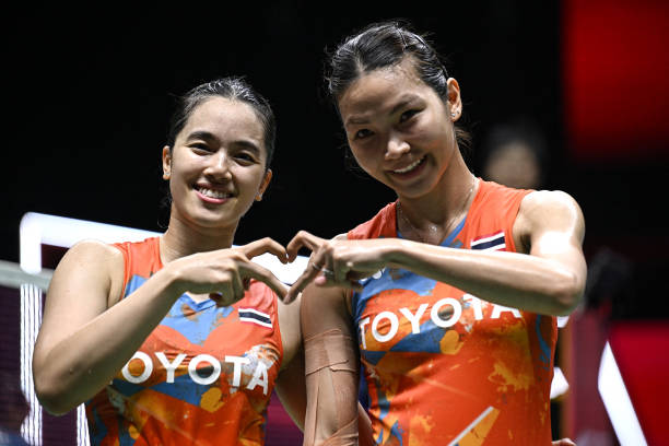 羽毛球場地標準：單打和雙打的尺寸對比指南