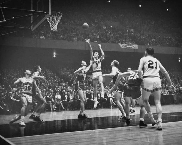 出差旅行也不怕錯過比賽！手機看NBA直播教程