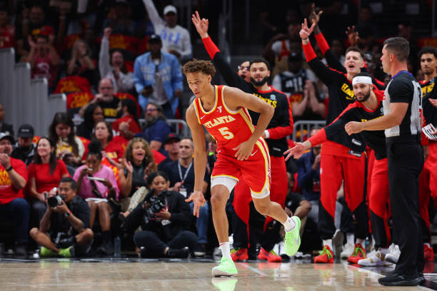 青島雙星男籃教練組調(diào)整，新助教加盟引關(guān)注