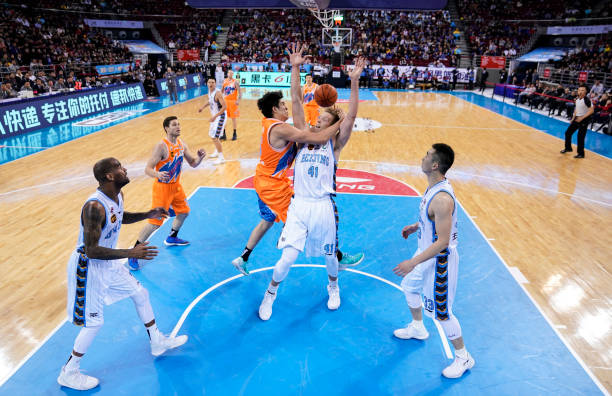 CBA總決賽月份公布，球迷熱議賽程安排