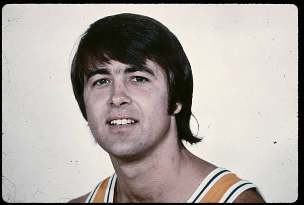 青島男籃外援與本土球員配合默契度分析