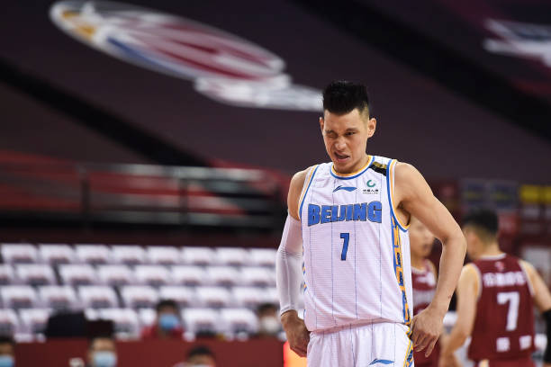 （提供實用信息，如賽程表，增加粘性）