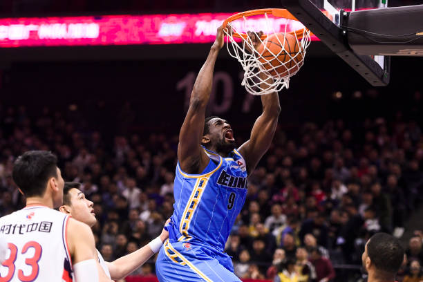 佛山男籃十大關(guān)鍵球員排名及表現(xiàn)分析