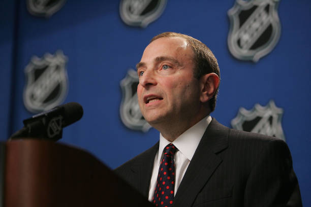 提升籃球控球能力:原地運球動作解析