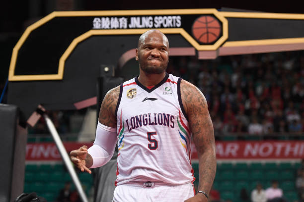 實(shí)戰(zhàn)教學(xué)：如何正確判斷進(jìn)攻與阻擋犯規(guī)