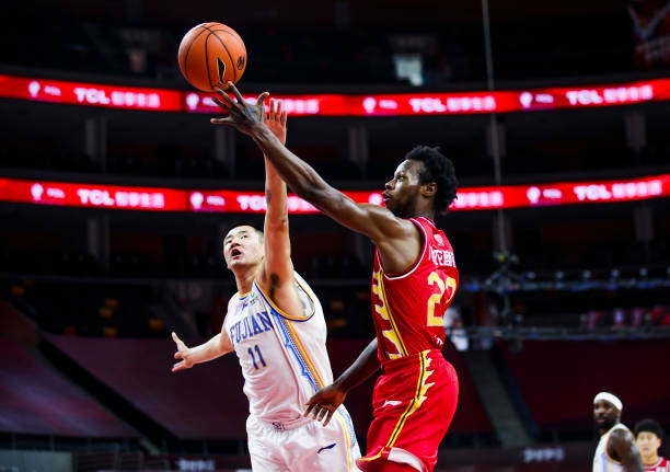 國(guó)際籃球場(chǎng)尺寸圖中三分線的關(guān)鍵參數(shù)