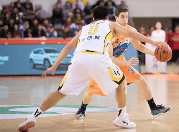 從熱火到騎士：詹姆斯回家的第一場(chǎng)比賽全記錄