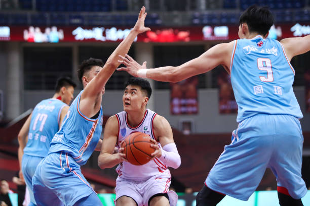 籃球場(chǎng)尺寸的演變：從過去到現(xiàn)在的標(biāo)準(zhǔn)