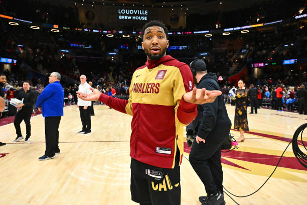 籃球規(guī)則常見問題解答：解決你的疑惑與困惑