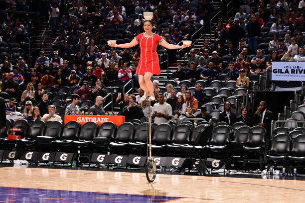 籃球場(chǎng)場(chǎng)地面積：國(guó)際標(biāo)準(zhǔn)與業(yè)余場(chǎng)地的區(qū)別