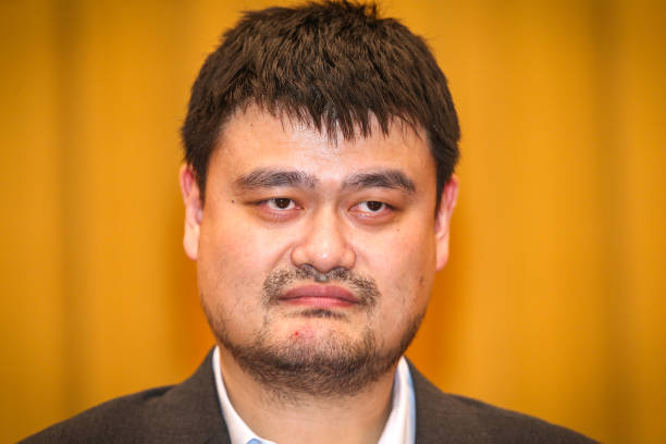 格洛莉婭詹姆斯中的女性主義視角解讀