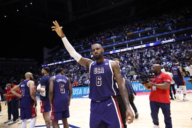 國(guó)際籃聯(lián)對(duì)籃板高度的要求是什么？