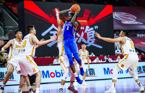 從新手視角出發(fā)的籃球規(guī)則教案改進建議