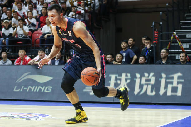 余嘉豪扣碎籃板成焦點，未來或成國家隊中堅力量