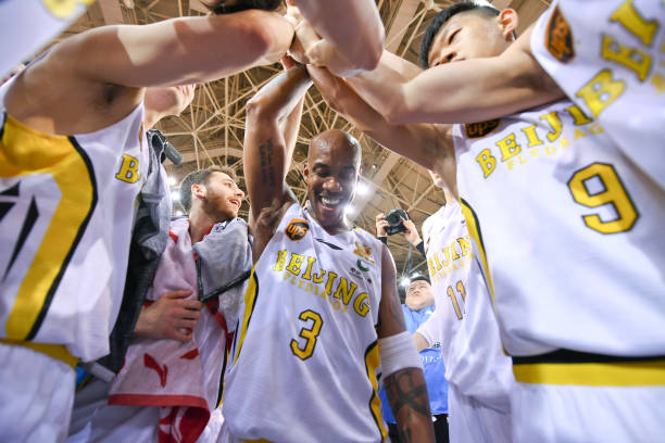 夢幻籃球高清在線觀看：熱血動漫燃爆全場！