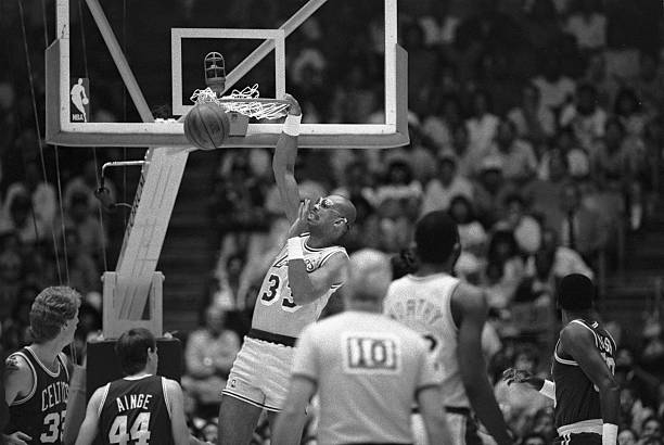 騰訊體育籃球直播賽程表：不錯過任何一場焦點(diǎn)戰(zhàn)