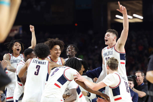 NBA季后賽火熱進(jìn)行中！jrs直播nba籃球tv全程直播