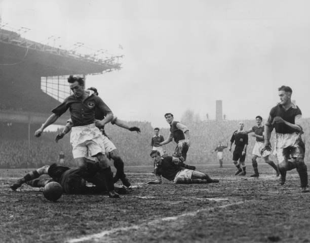 從零開始：任意球踢法分解動作教學