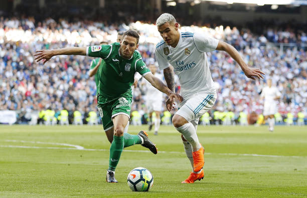 C羅與金球獎(jiǎng)：一位足球傳奇的榮譽(yù)之路